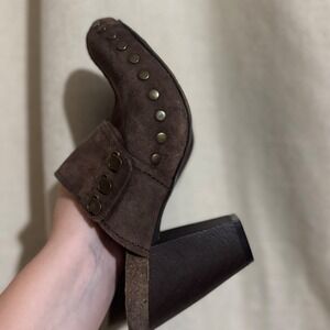 Nine West Vintage America Chocolate Brown Suede Studded Heel Mules Clogs